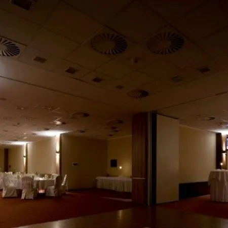 Отель Hotel Bratislava