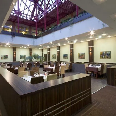 Отель Hotel Bratislava