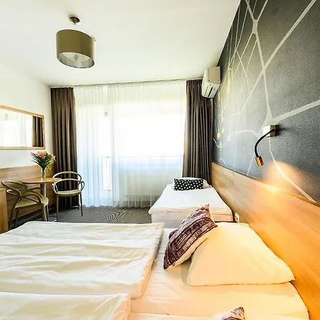 Hotel Bratislava Отель Братислава
