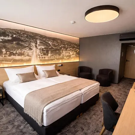 Hotel Bratislava Szálloda