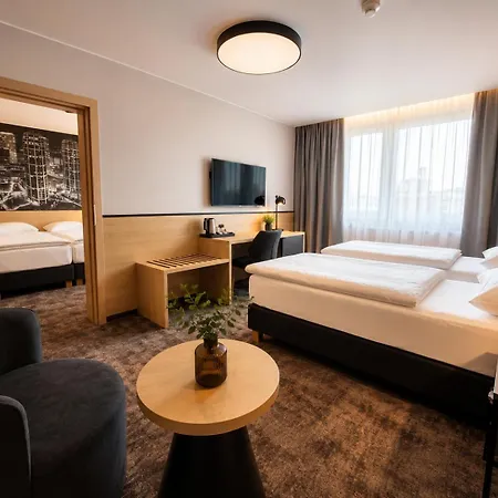 Отель Hotel Bratislava