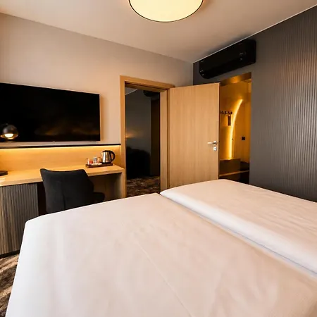 Hotel Bratislava Отель Братислава