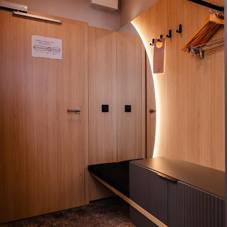 Готель Hotel Bratislava 4*